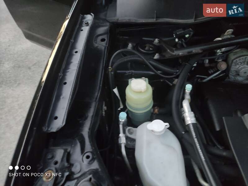 Внедорожник / Кроссовер Mitsubishi Outlander XL 2011 в Змиеве