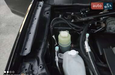 Внедорожник / Кроссовер Mitsubishi Outlander XL 2011 в 