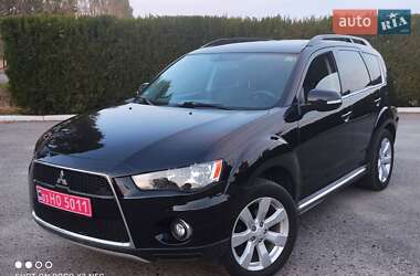 Внедорожник / Кроссовер Mitsubishi Outlander XL 2011 в 