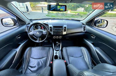 Внедорожник / Кроссовер Mitsubishi Outlander XL 2006 в 