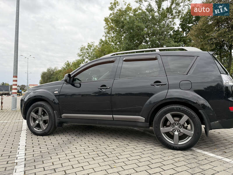 Позашляховик / Кросовер Mitsubishi Outlander XL 2007 в Коломиї фото 3 Позашляховик / Кросовер Mitsubishi Outlander XL 2007 в Коломиї