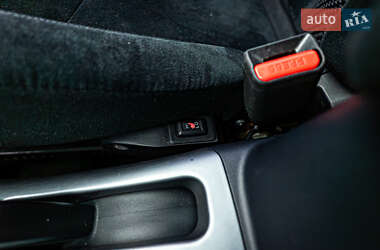 Позашляховик / Кросовер Mitsubishi Outlander XL 2010 в 