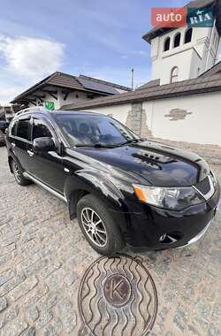 Позашляховик / Кросовер Mitsubishi Outlander XL 2007 в Дніпрі