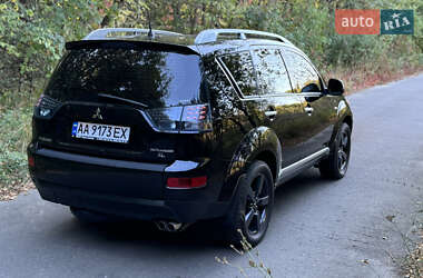 Позашляховик / Кросовер Mitsubishi Outlander XL 2008 в 