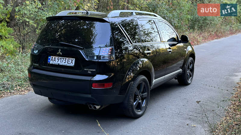 Внедорожник / Кроссовер Mitsubishi Outlander XL 2008 в Белой Церкви фото 9 Внедорожник / Кроссовер Mitsubishi Outlander XL 2008 в Белой Церкви