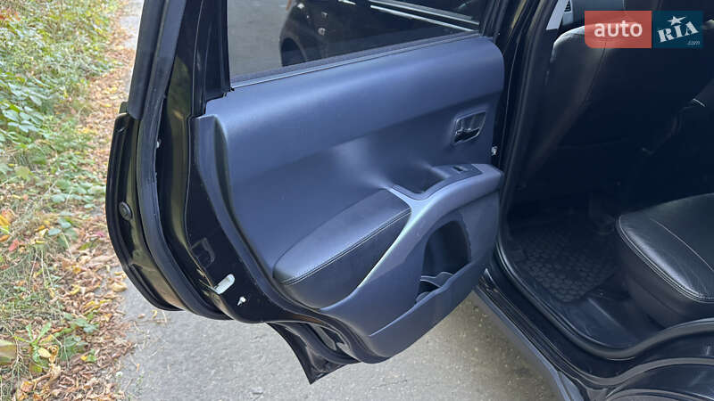 Внедорожник / Кроссовер Mitsubishi Outlander XL 2008 в Белой Церкви фото 20 Внедорожник / Кроссовер Mitsubishi Outlander XL 2008 в Белой Церкви