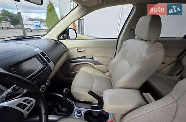Внедорожник / Кроссовер Mitsubishi Outlander XL 2009 в 