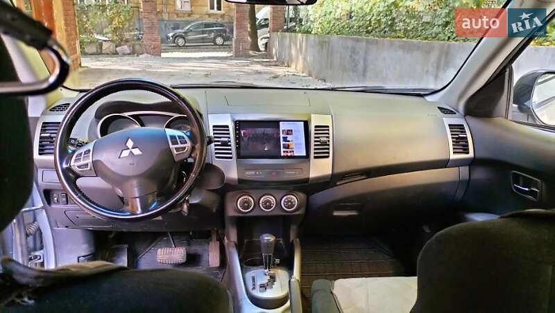 Внедорожник / Кроссовер Mitsubishi Outlander XL 2008 в Львове фото 5 Внедорожник / Кроссовер Mitsubishi Outlander XL 2008 в Львове