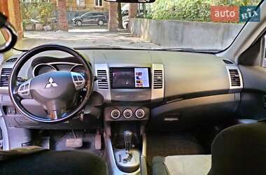 Внедорожник / Кроссовер Mitsubishi Outlander XL 2008 в 