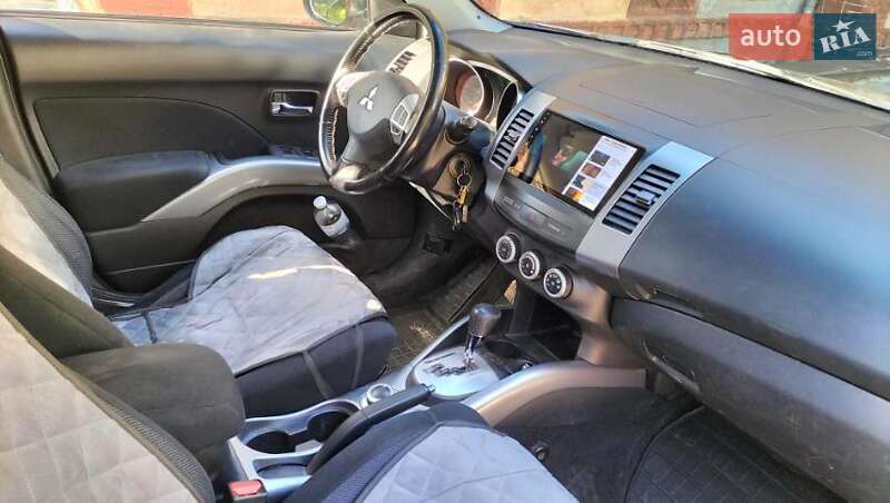 Внедорожник / Кроссовер Mitsubishi Outlander XL 2008 в Львове фото 3 Внедорожник / Кроссовер Mitsubishi Outlander XL 2008 в Львове