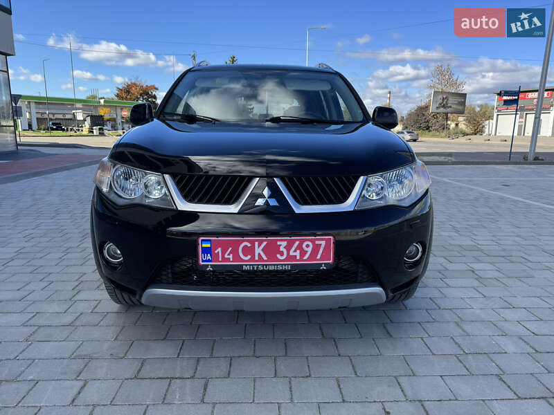 Позашляховик / Кросовер Mitsubishi Outlander XL 2008 в Івано-Франківську