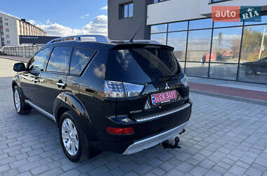 Позашляховик / Кросовер Mitsubishi Outlander XL 2008 в 