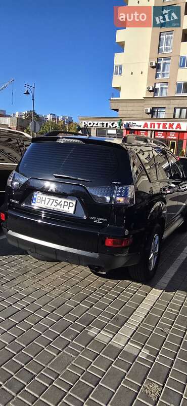 Позашляховик / Кросовер Mitsubishi Outlander XL 2011 в Одесі фото 8 Позашляховик / Кросовер Mitsubishi Outlander XL 2011 в Одесі