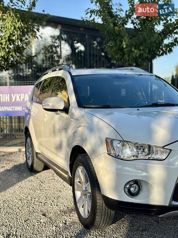 Позашляховик / Кросовер Mitsubishi Outlander XL 2011 в Вінниці фото 7 Позашляховик / Кросовер Mitsubishi Outlander XL 2011 в Вінниці