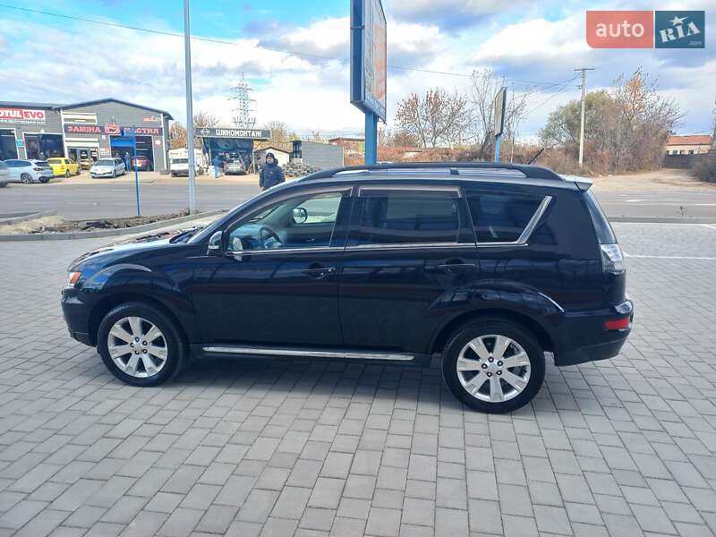 Внедорожник / Кроссовер Mitsubishi Outlander XL 2011 в Ивано-Франковске фото 10 Внедорожник / Кроссовер Mitsubishi Outlander XL 2011 в Ивано-Франковске