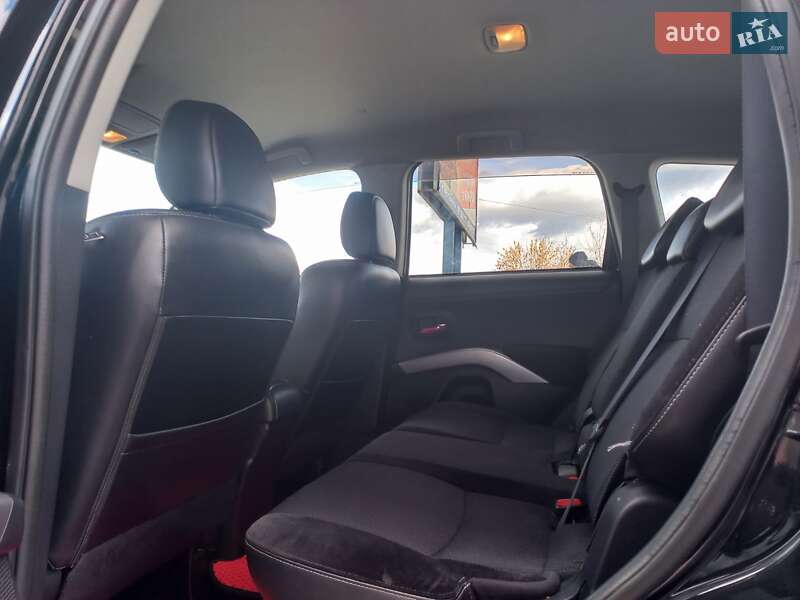 Внедорожник / Кроссовер Mitsubishi Outlander XL 2011 в Ивано-Франковске фото 15 Внедорожник / Кроссовер Mitsubishi Outlander XL 2011 в Ивано-Франковске