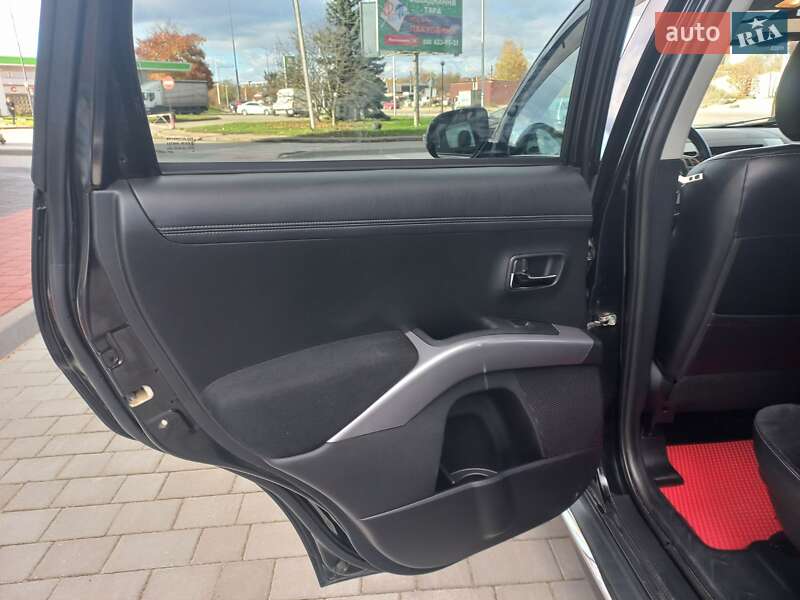 Внедорожник / Кроссовер Mitsubishi Outlander XL 2011 в Ивано-Франковске фото 22 Внедорожник / Кроссовер Mitsubishi Outlander XL 2011 в Ивано-Франковске