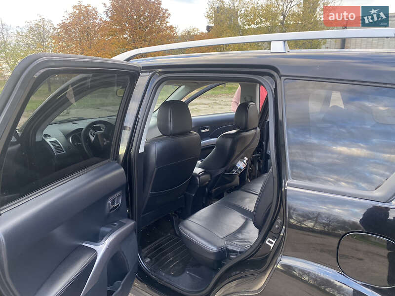 Позашляховик / Кросовер Mitsubishi Outlander XL 2007 в Іванівці фото 8 Позашляховик / Кросовер Mitsubishi Outlander XL 2007 в Іванівці