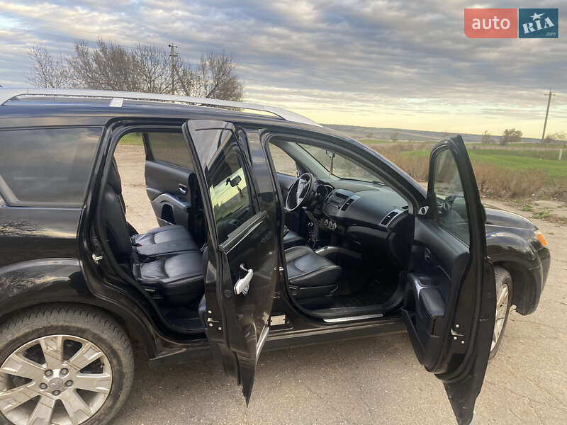 Позашляховик / Кросовер Mitsubishi Outlander XL 2007 в Іванівці фото 11 Позашляховик / Кросовер Mitsubishi Outlander XL 2007 в Іванівці