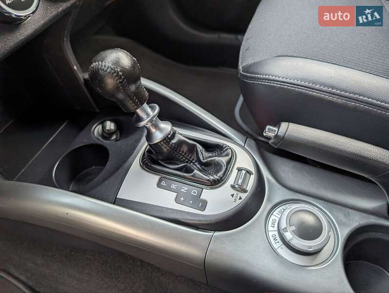 Внедорожник / Кроссовер Mitsubishi Outlander XL 2012 в Луцке