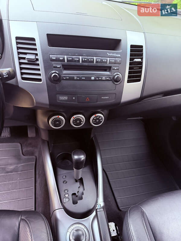 Внедорожник / Кроссовер Mitsubishi Outlander XL 2007 в Киеве фото 22 Внедорожник / Кроссовер Mitsubishi Outlander XL 2007 в Киеве