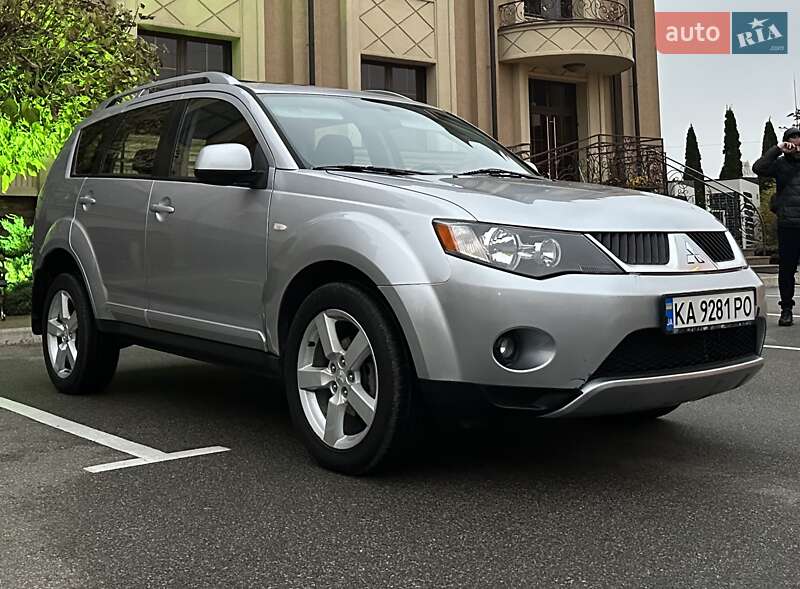 Внедорожник / Кроссовер Mitsubishi Outlander XL 2007 в Киеве фото 3 Внедорожник / Кроссовер Mitsubishi Outlander XL 2007 в Киеве