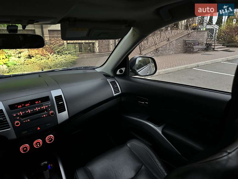 Внедорожник / Кроссовер Mitsubishi Outlander XL 2007 в Киеве фото 37 Внедорожник / Кроссовер Mitsubishi Outlander XL 2007 в Киеве