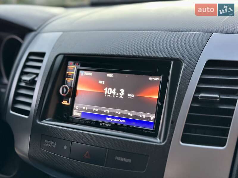 Внедорожник / Кроссовер Mitsubishi Outlander XL 2012 в Владимирце фото 25 Внедорожник / Кроссовер Mitsubishi Outlander XL 2012 в Владимирце