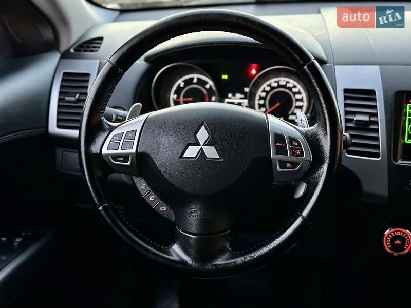 Внедорожник / Кроссовер Mitsubishi Outlander XL 2012 в Владимирце фото 21 Внедорожник / Кроссовер Mitsubishi Outlander XL 2012 в Владимирце