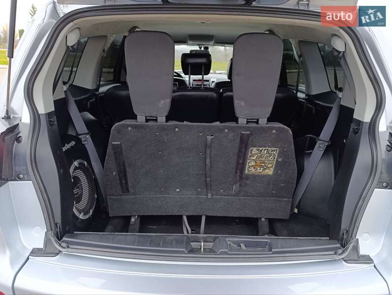 Внедорожник / Кроссовер Mitsubishi Outlander XL 2010 в Теофиполе