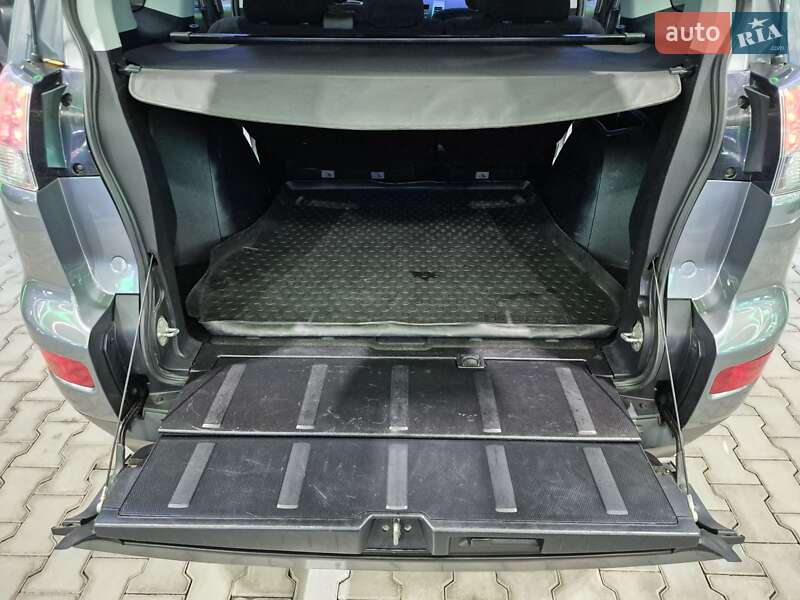 Позашляховик / Кросовер Mitsubishi Outlander XL 2007 в Одесі фото 74 Позашляховик / Кросовер Mitsubishi Outlander XL 2007 в Одесі