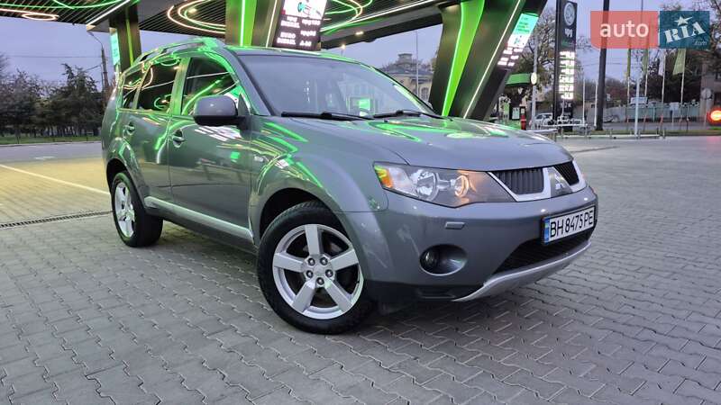 Позашляховик / Кросовер Mitsubishi Outlander XL 2007 в Одесі фото 92 Позашляховик / Кросовер Mitsubishi Outlander XL 2007 в Одесі