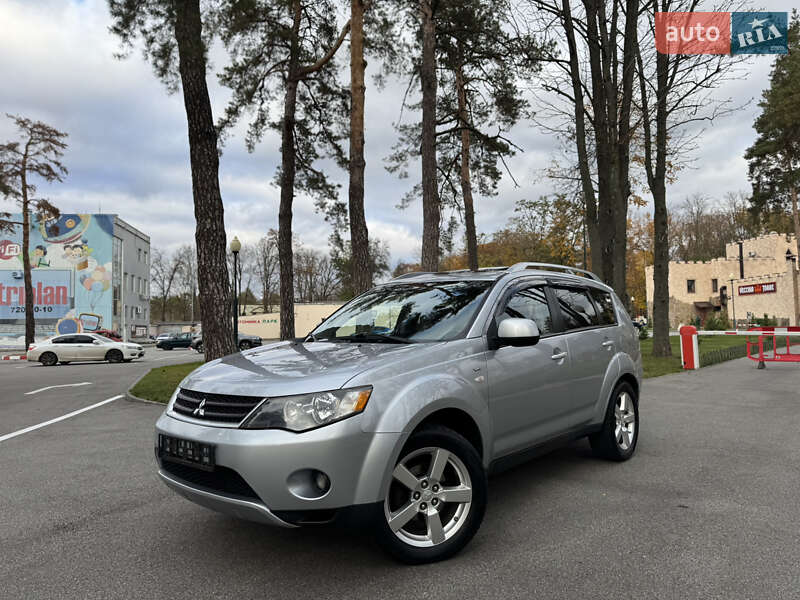 Внедорожник / Кроссовер Mitsubishi Outlander XL 2008 в Харькове