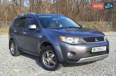 Внедорожник / Кроссовер Mitsubishi Outlander XL 2008 в Львове