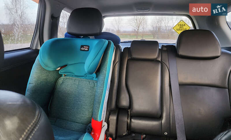 Внедорожник / Кроссовер Mitsubishi Outlander XL 2011 в Буче фото 26 Внедорожник / Кроссовер Mitsubishi Outlander XL 2011 в Буче