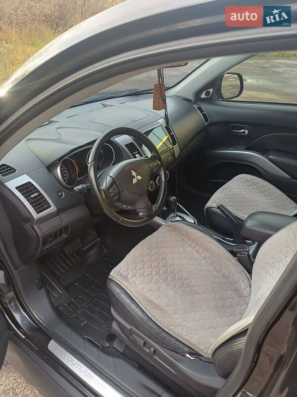 Внедорожник / Кроссовер Mitsubishi Outlander XL 2008 в Харькове фото 9 Внедорожник / Кроссовер Mitsubishi Outlander XL 2008 в Харькове
