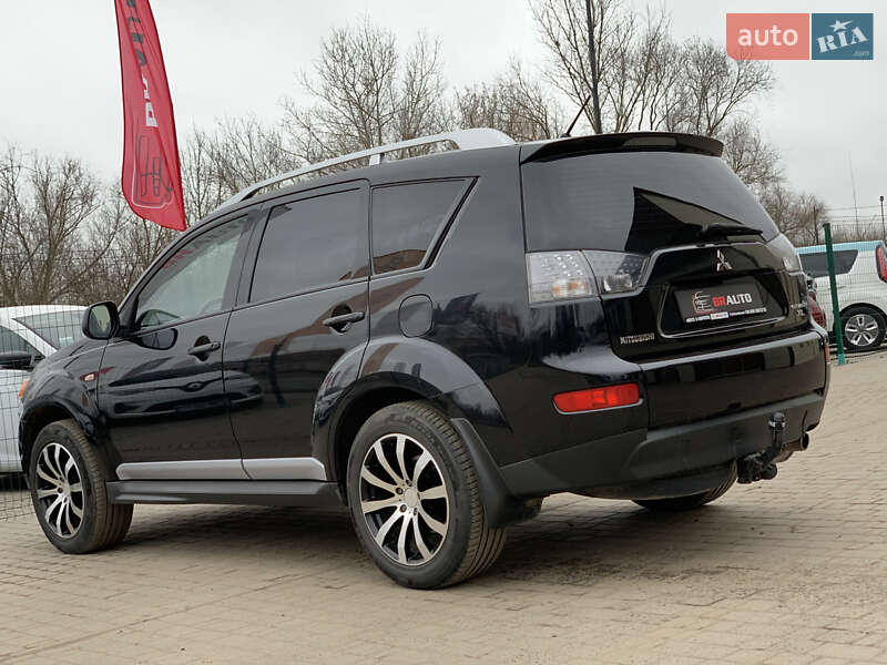 Позашляховик / Кросовер Mitsubishi Outlander XL 2009 в Бердичеві фото 17 Позашляховик / Кросовер Mitsubishi Outlander XL 2009 в Бердичеві