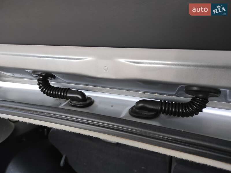 Внедорожник / Кроссовер Mitsubishi Outlander XL 2007 в Хмельницком