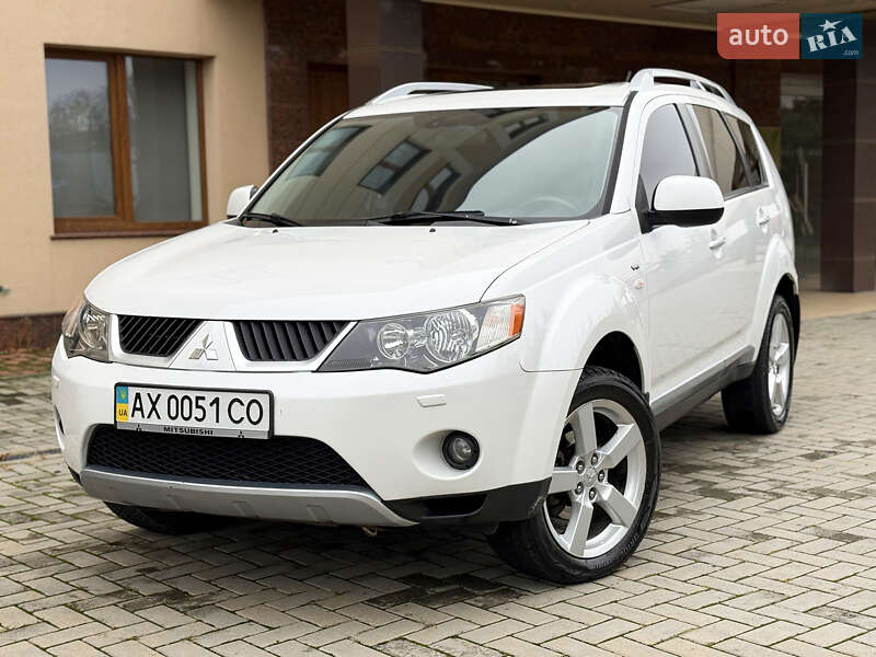 Внедорожник / Кроссовер Mitsubishi Outlander XL 2008 в Харькове