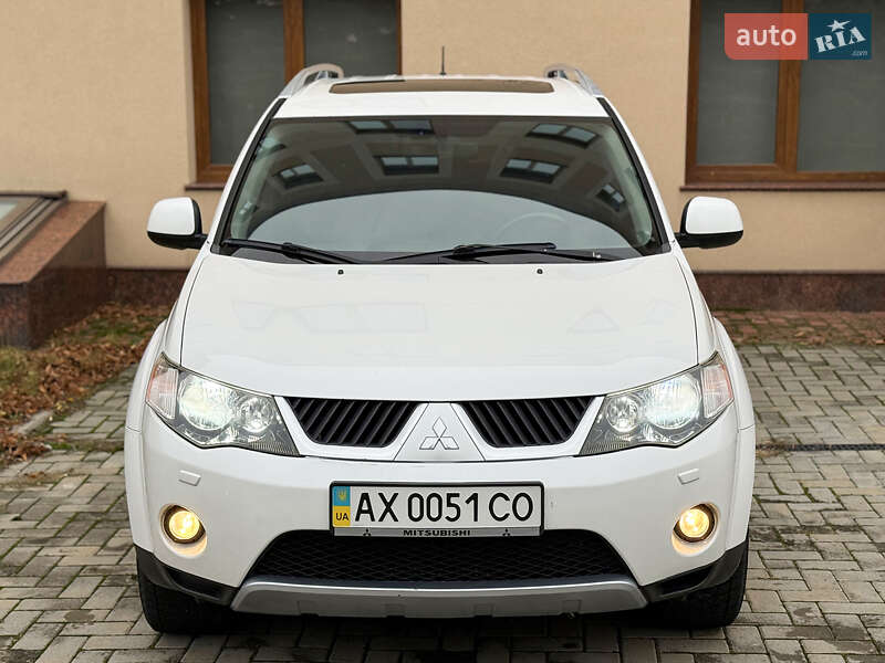 Внедорожник / Кроссовер Mitsubishi Outlander XL 2008 в Харькове