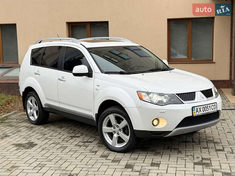 Внедорожник / Кроссовер Mitsubishi Outlander XL 2008 в Харькове