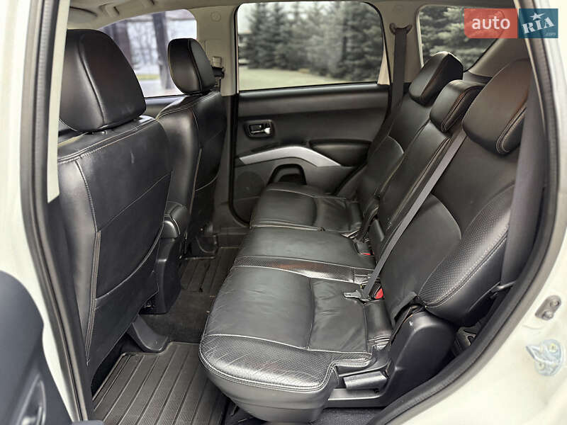 Внедорожник / Кроссовер Mitsubishi Outlander XL 2008 в Харькове