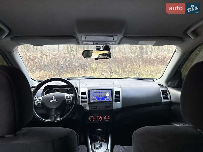 Внедорожник / Кроссовер Mitsubishi Outlander XL 2008 в Киеве