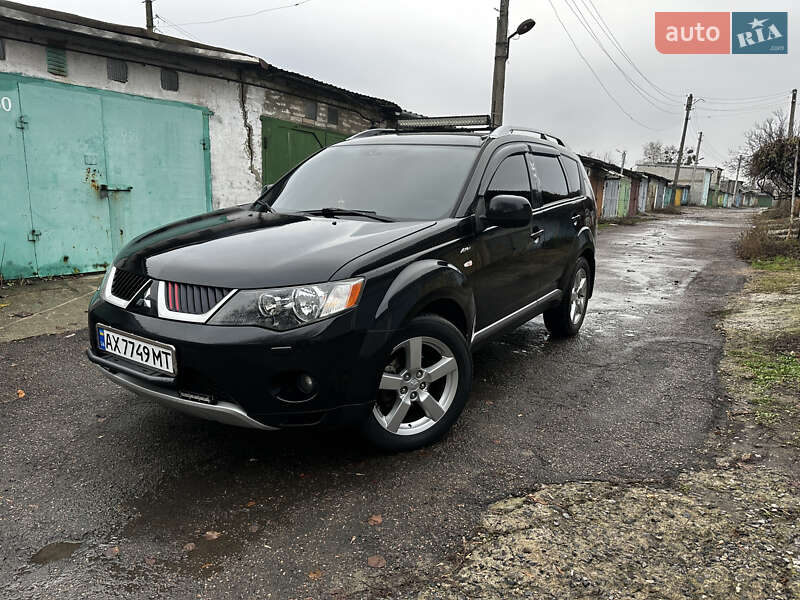 Внедорожник / Кроссовер Mitsubishi Outlander XL 2007 в Харькове фото 4 Внедорожник / Кроссовер Mitsubishi Outlander XL 2007 в Харькове