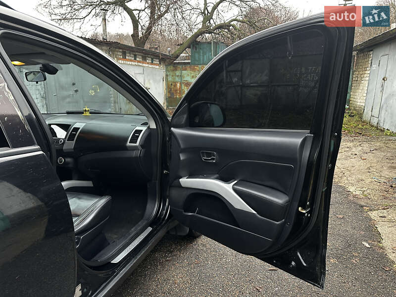 Внедорожник / Кроссовер Mitsubishi Outlander XL 2007 в Харькове фото 14 Внедорожник / Кроссовер Mitsubishi Outlander XL 2007 в Харькове