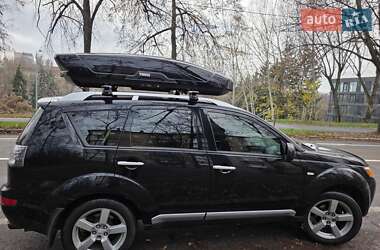 Позашляховик / Кросовер Mitsubishi Outlander XL 2008 в Києві