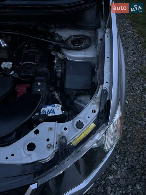 Внедорожник / Кроссовер Mitsubishi Outlander XL 2007 в Черновцах