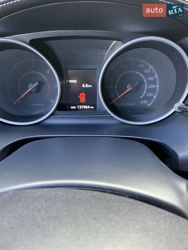 Позашляховик / Кросовер Mitsubishi Outlander XL 2011 в Дрогобичі