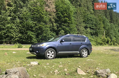 Позашляховик / Кросовер Mitsubishi Outlander XL 2007 в Ужгороді