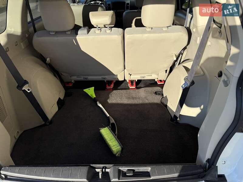 Позашляховик / Кросовер Mitsubishi Outlander XL 2011 в Черкасах